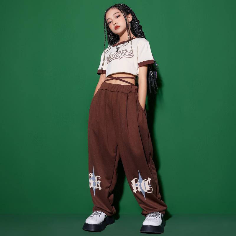 ダンス衣装 キッズ 男女兼用 ジャズ ストリート ヒップホップ 発表会 舞台 ステージ パフォーマンス セットアップ クロップ丈トップス ロングパンツ 綿 コットン クール おしゃれ カジュアル 練習着 コーヒーブラウン