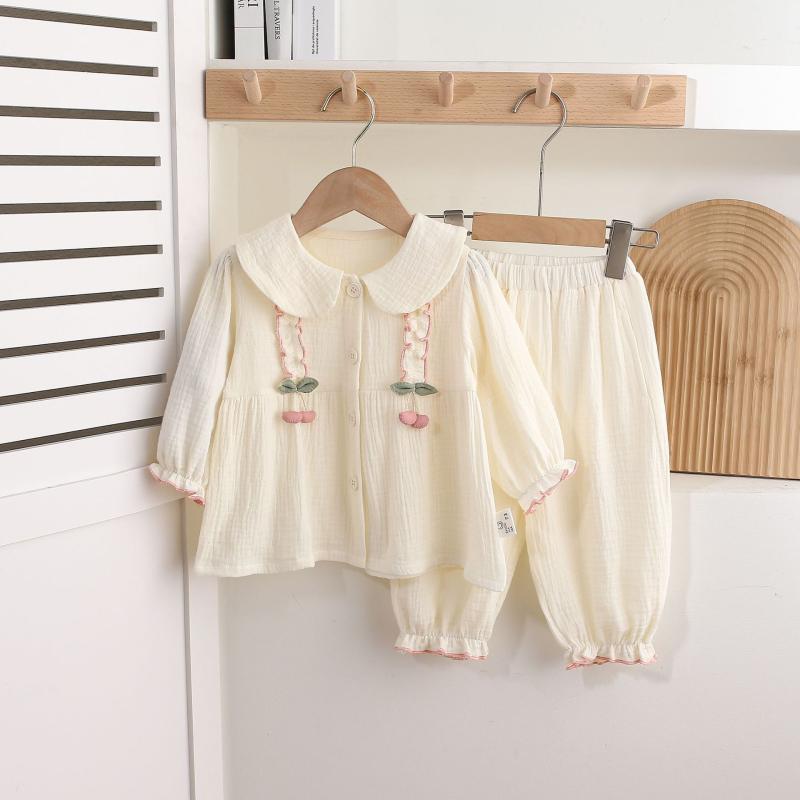 ベビー服 女の子 幼児 低月齢 1歳 ルームウェア パジャマ 上下セット 2点セット 春秋 ガーゼ コットン 綿100% かわいい 花柄 フリル 吸湿速乾 静電気防止 柔らかい肌触り アイボリー