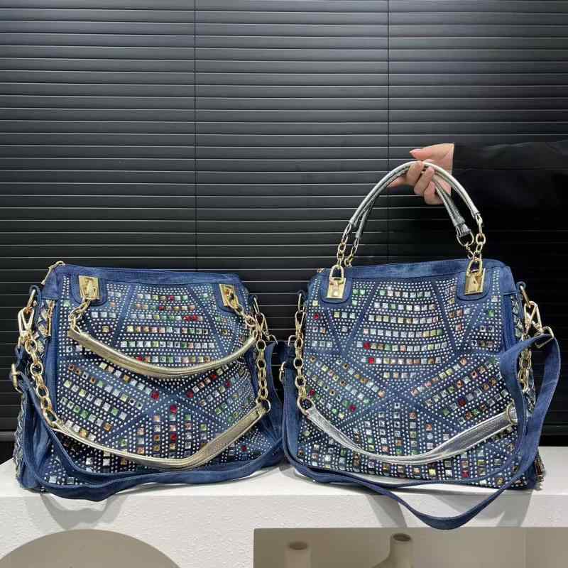 バッグ レディース 女性用 デニム ジーンズ 切り替え ハンドバッグ トートバッグ ショルダーバッグ 大容量 たっぷり収納 エレガント 上品 ジルコニア装飾 縦型 スクエア 日常使い 普段使い ゴールド系 シルバー系 秋冬