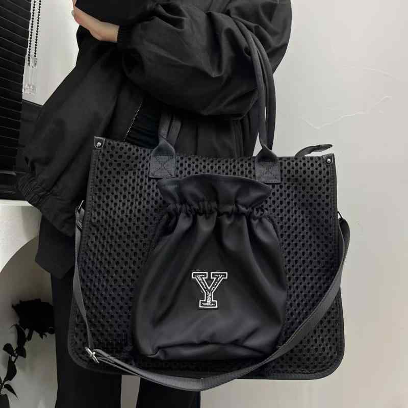 ショルダーバッグ レディース 韓国ファッション トレンド ナイロンメッシュ 切り替え 大容量 フロントポケット 横型 スクエア カジュアル 普段使い ブラック 春夏
