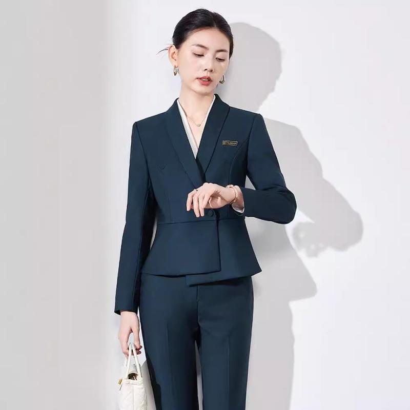 スーツ レディース 秋冬 ビジネス オフィス ユニフォーム ホテル フロント 受付 制服 ジャケット 長袖 ロングパンツ セットアップ ポリエステル 再生繊維 着痩せ スリム見え 体型カバー エレガント
