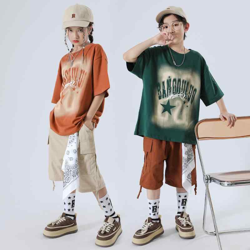子供服 キッズ 男の子 女の子 ストリートダンス ヒップホップ セットアップ 上下セット 半袖 Tシャツ ショートパンツ プリント コットン ダンス衣装 発表会 ステージ衣装 練習着 普段使い 春夏 キャラメル グリーン ベージュ