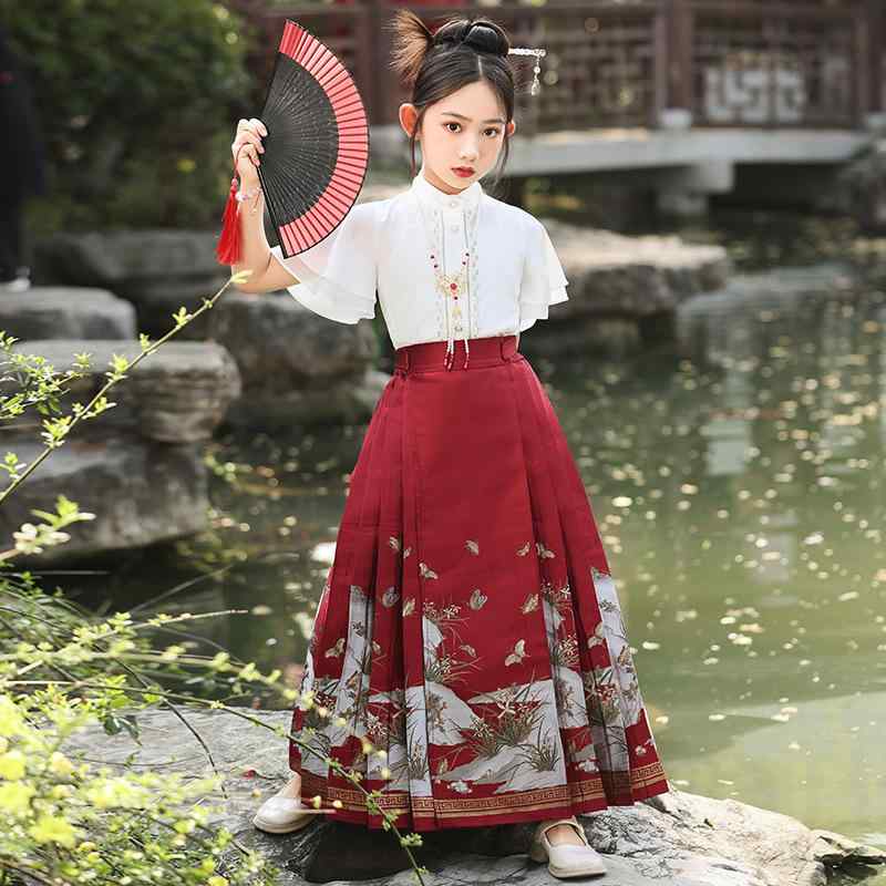 チャイナ服 女の子 キッズ 漢服 馬面スカート 上下セット 中国風 新中式 唐装 民族衣装 結婚式 発表会 入園式 フォーマルドレス かわいい ポリエステル レッド 春夏