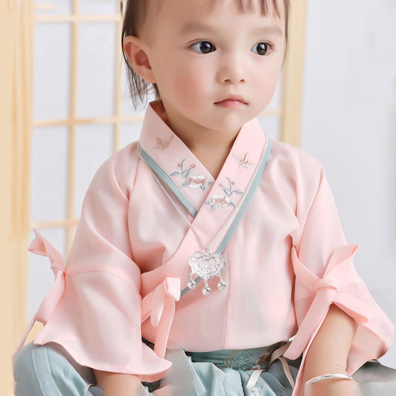 首飾り もの言う花 S999純銀 長命鎖 長閑やかさ鎖 鈴付き添い人シャンデリヤ 新生児 乳飲み子 生み出すこと祝賀会 生まれ落ちる日 百日祝賀会 生いそだつ祈とう 思わしい祈とう