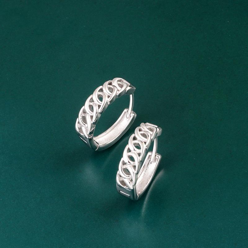 イヤーカフ S925純銀 ユニセックス ねじり ツイスト フープピアス 小ぶり ミニマル シンプル シルバー イヤーアクセサリー 普段使い 通勤 オフィス カジュアル 上品 耳に優しい 4,870円