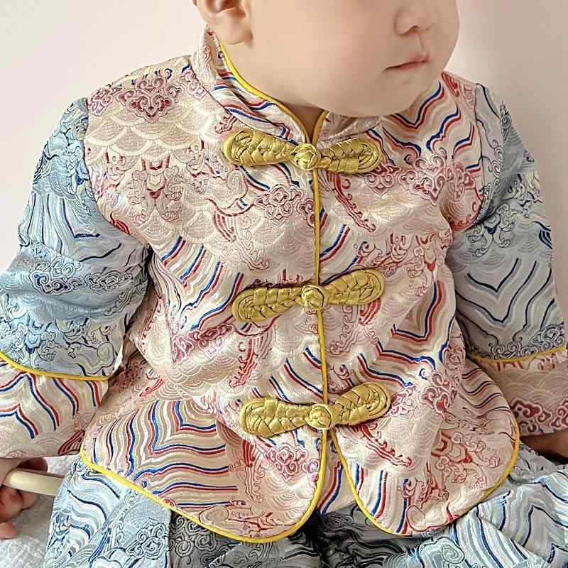 唐装 男の子 男児 ベビー 1歳 誕生日 祝い着 ファーストバースデー 選び取り衣装 中華風 漢服 伝統衣装 上下セット セットアップ 綿混 ソフト加工 記念撮影 オレンジ スカイブルー 3点セット 4,635円