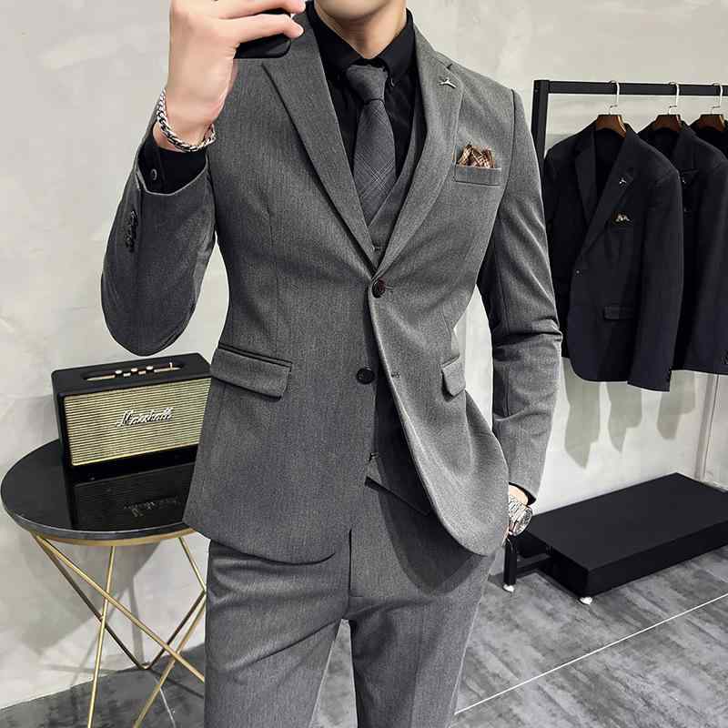 スーツ メンズ 男性用 春秋冬 ビジネス フォーマル セットアップ スリムフィット 無地 韓国風 大きいサイズ スリーピース ジャケット ベスト パンツ 礼服 結婚式 通勤 オフィス 化学繊維混紡 グレー ブラック