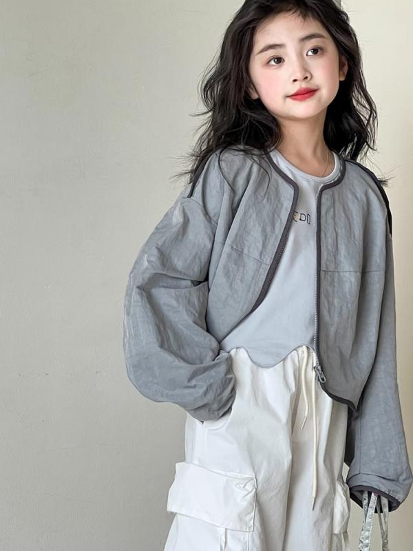 ジャケット 女の子 キッズ ジュニア 野球服 ブルゾン ショート丈 ラウンドネック 長袖 ジップアップ 切り替え 韓国ファッション おしゃれ トレンド カジュアル 春物 ナイロン ポリエステル スモーキーブルー