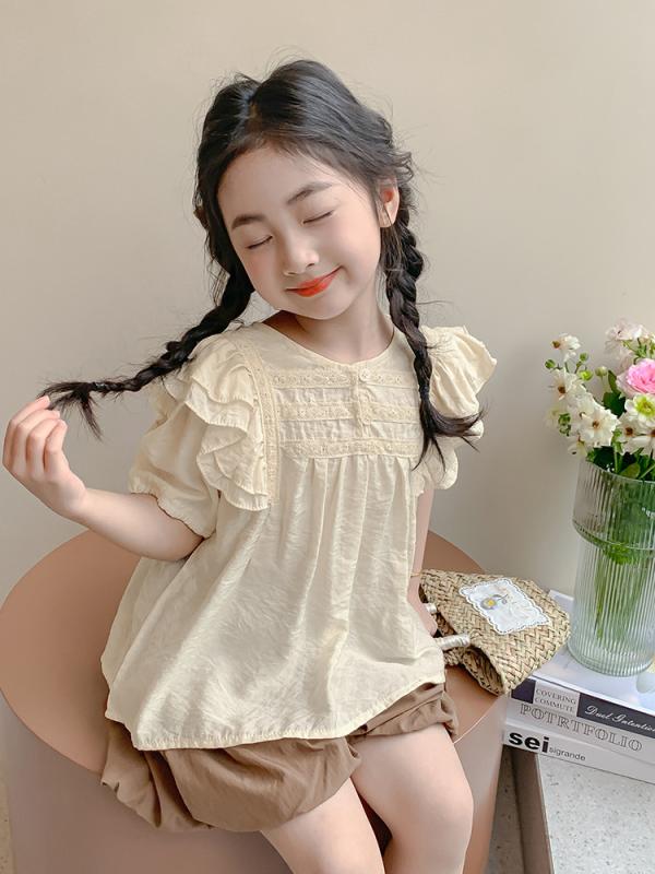 ブラウス 女の子 キッズ 韓国風 フリル袖 ラッフルデザイン 半袖 チュニック ドールブラウス 春夏 無地 オフホワイト ポリエステル素材 子供服 かわいい おしゃれ 普段使い 通園 お出かけ