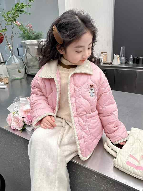 中綿コート 女の子 子供服 秋冬 厚手 暖かい 韓国風 おしゃれ ジャケット アウター 普段使い 通園 通学 カジュアル 保温 防寒 襟付き ボタン留め 柔らかい ポリエステル ピンク