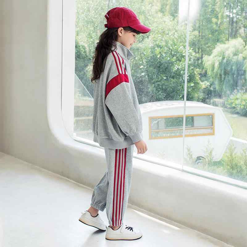 セットアップ 女の子 春秋 ジュニア キッズ スウェット 上下組 綿 コットン 長袖 長ズボン ジョガーパンツ スポーツウェア 運動着 普段着 カジュアル 部屋着 柔らかい 肌触り良い グレー 切り替え