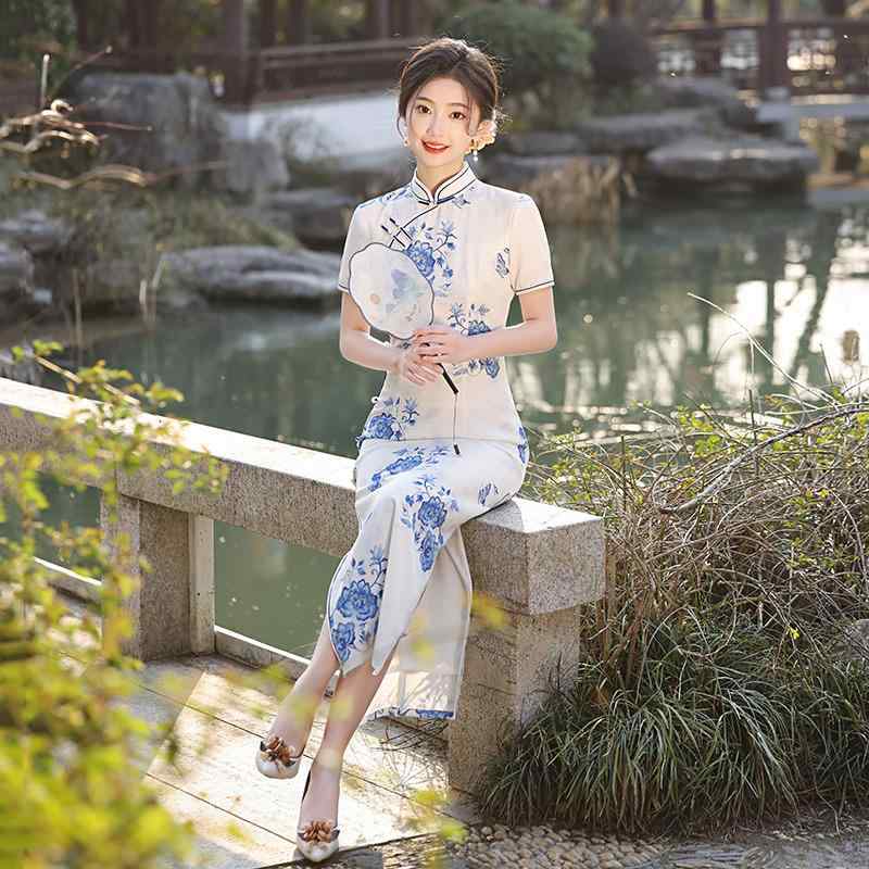 チャイナドレス レディース 女性用 青花柄 中華風 改良 レトロ ヴィンテージ ロング丈 マキシ丈 スリムフィット 細身 半袖 ショートスリーブ 普段使い デイリー お出かけ エレガント 上品 高見え ポリエステル 立襟 春夏
