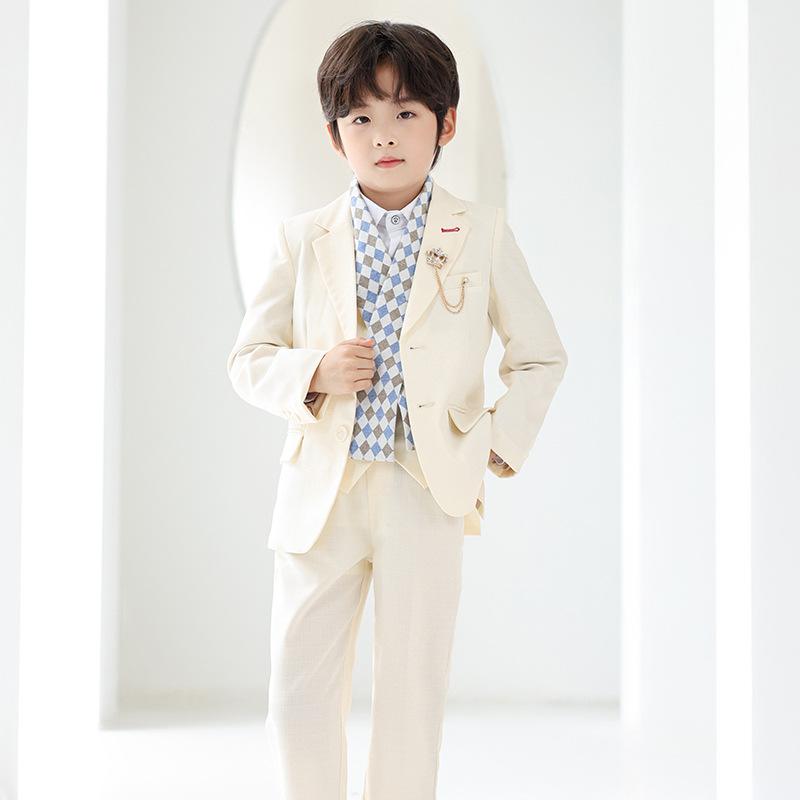 フォーマルスーツ キッズ 男の子 ボーイズ 男児 結婚式 発表会 演奏会 ピアノ 入学式 卒業式 七五三 リングボーイ 礼服 セットアップ 英国風 ジャケット パンツ ベスト スリーピース 春秋冬