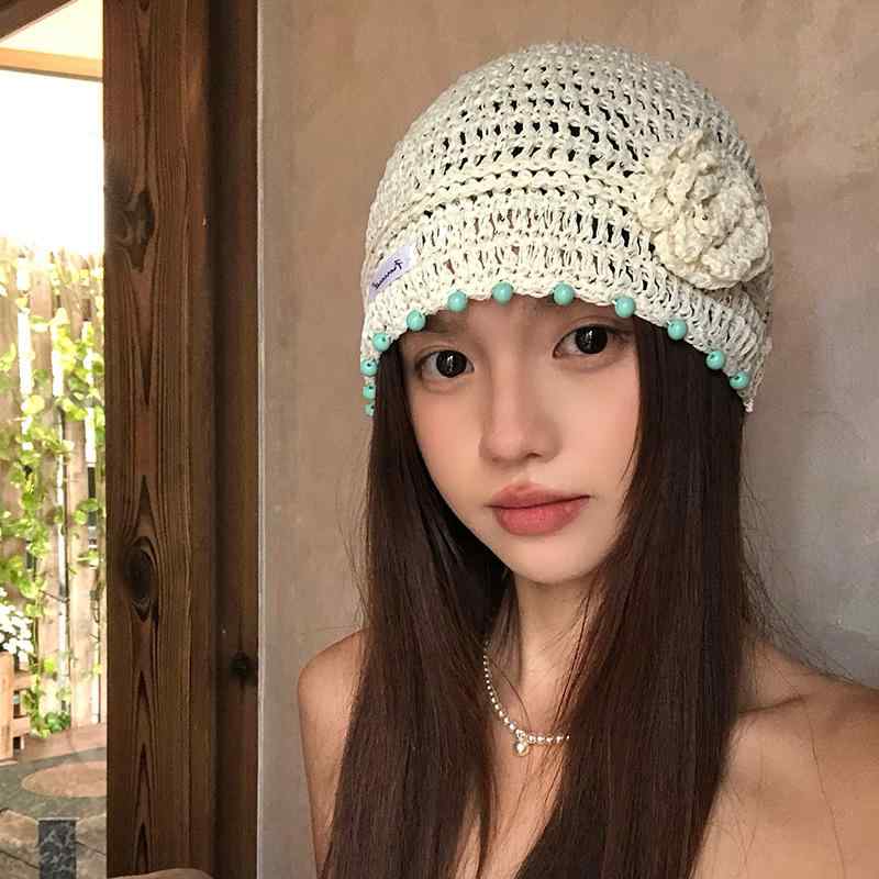 ニット帽 レディース 手編み 透かし編み 花柄 ワッチキャップ 薄手 春夏 サマーニット 通気性 蒸れにくい 小顔見え 小顔効果 ポリエステル製 つばなし 丸いフォルム フェミニン カジュアル おしゃれ