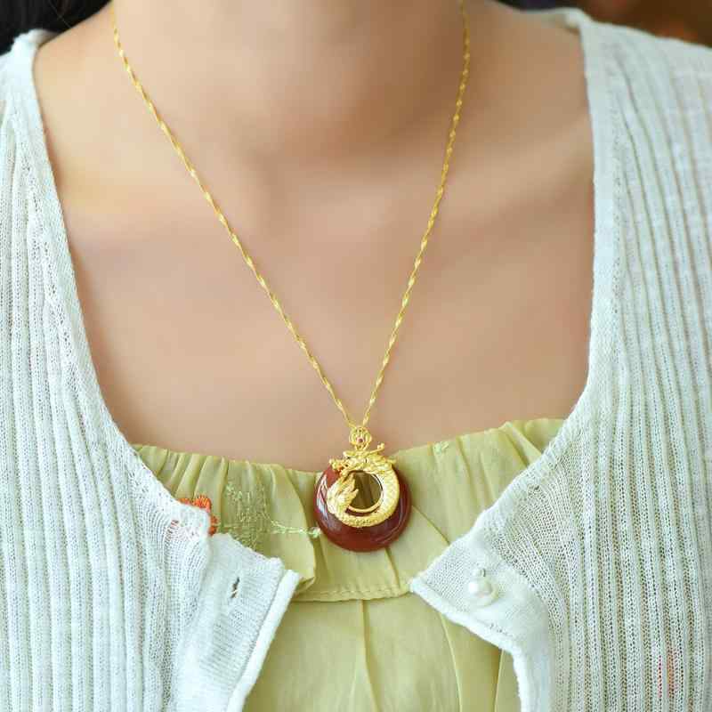 ペンダント 辰年 ドラゴン 龍 赤瑪瑙 レッド 925スターリングシルバー ゴールドメッキ レトロ 古風 開運 厄除け お守り ラッキーアイテム ジュエリー アクセサリー 春夏