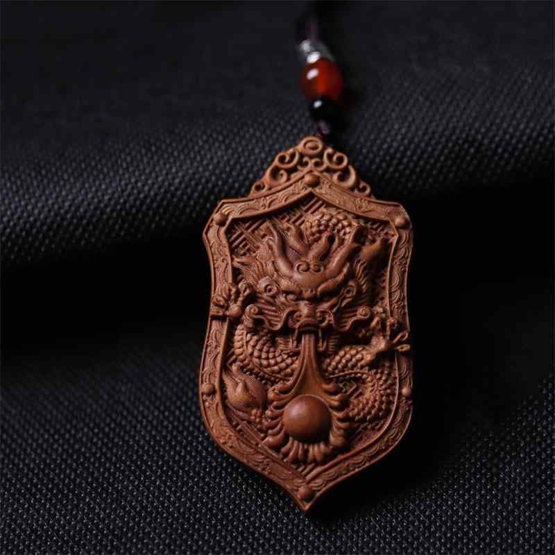 ネックレス 老山檀木 龍紋 スクエアプレート ペンダント 中国風 レトロ ヴィンテージ ハンドメイド 工芸品 カジュアル
