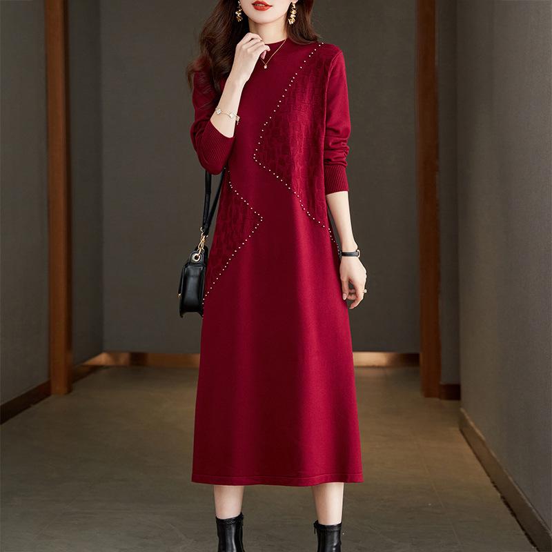 ワンピース レディース 秋冬 ロング丈 膝下丈 ニット素材 ウール混 ビーズ装飾 ジャガード 立体模様 エレガント レッド キャメル パープル