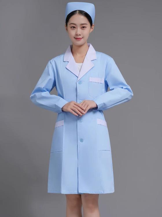 白衣 レディース 医療用 ドクターコート 医師 看護師 介護士 病院 クリニック 薬局制服 美容院 エステサロン 作業服 ユニフォーム スーツ襟 テーラードカラー 長袖 ミドル丈 前開き 吸湿速乾 綿ポリエステル混紡 ブルー 白襟