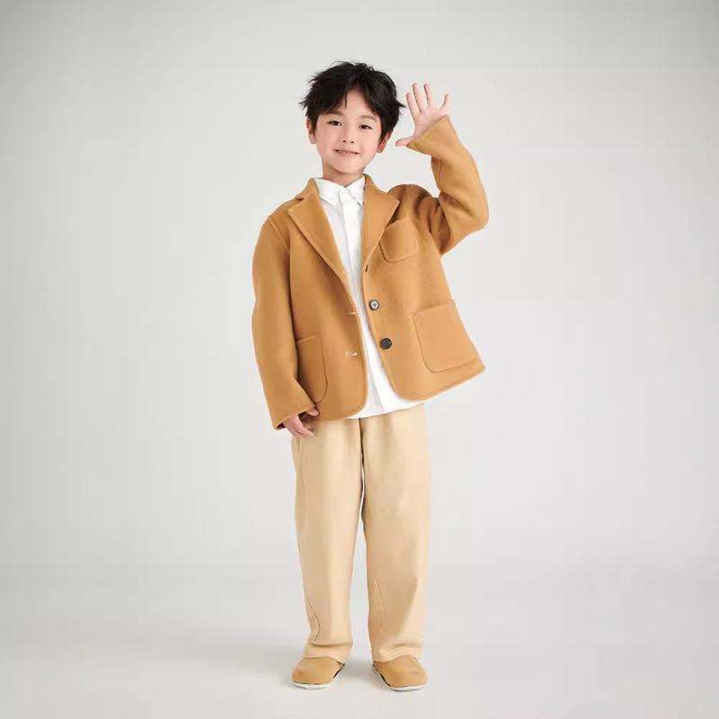 テーラードジャケット キッズ 赤ちゃん服 お坊っちゃん 御姉さん 男女兼用 羊毛 毛糸 メルトン ダブル人間の顔 朦々たる 肉厚 保温性 生あたたかい 好いたらしい 心地よい表現スタイル 普段使い走り 通学 お出かけ レトロ 古典派音楽 真っただ中丈 シングル名取り草 駱駝 ブラッ