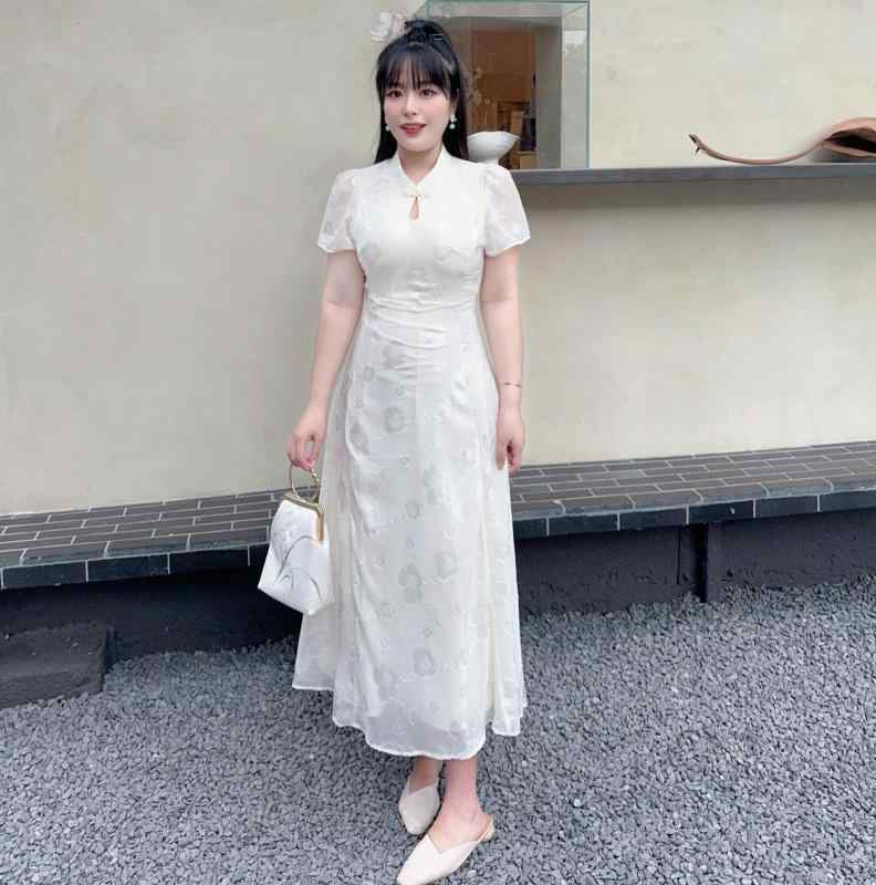 ワンピース レディース 春夏 大きいサイズ プラスサイズ ぽっちゃりさん向け 普段使い リゾート 新チャイナスタイル 改良 エレガント フェミニン 花柄 プリーツ チャイナドレス Aライン ロング丈 三分袖 立ち襟 ポリエステル ベージュ系