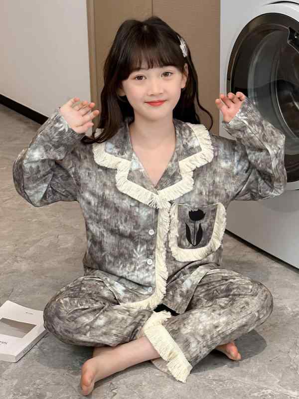 パジャマ 女の子 ジュニア ルームウェア 部屋着 春秋 長袖 薄手 ポリエステル 吸湿速乾 柔らかい肌触り 高級感 韓国風 カジュアル グレーグリーン