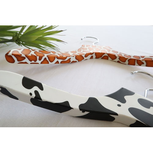 激安格安割引情報満載 まとめ買い アニマル柄バルミーハンガー キッズサイズ サファリ ギフト スリム 省スペース キリン 個セット ハンガー 動物 丈夫 キッズ スチール 32cm Fucoa Cl