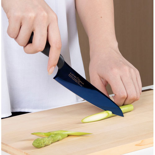 霞 送料無料 三徳包丁 18cm 送料無料 追加で何個買っても同梱0円 13cm 包丁セット スミカマ あす楽 包丁 ナイフ 包丁セット シャープナー 包丁 三徳包丁 小包丁 キッチン ミッドナイトブルー 捌く チタンコーティング 日本製 岐阜 Kasumi Sumikama Webby 霞 送料無料 三徳包丁 18cm 送料無料 追加で何個買っても同梱0円 13cm 包丁セット スミカマ あす楽 包丁 ナイフ 包丁セット シャープナー 包丁 三徳包丁 小包丁 キッチン ミッドナイトブルー 捌く チタンコーティング 日本製 岐阜 Kasumi Sumikama Webby