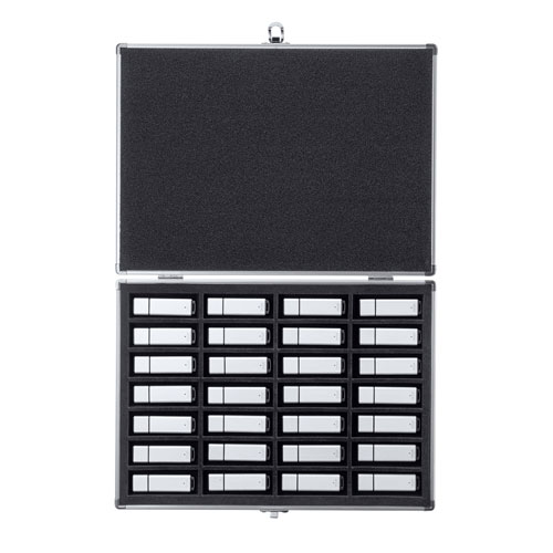 サンワサプライUSBフラッシュメモリケース28本収納FC-UFD2N