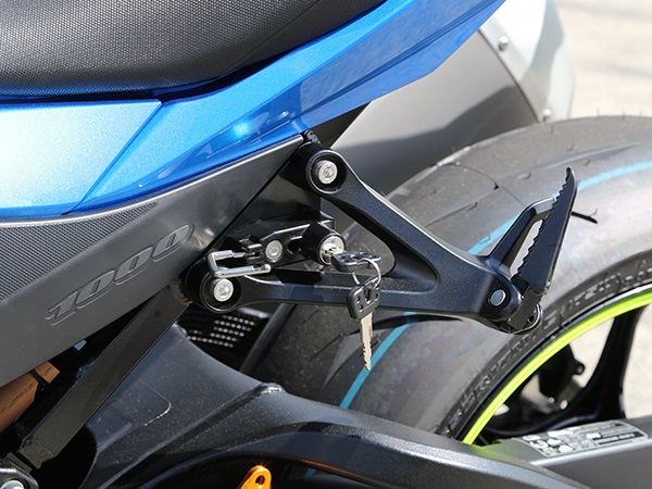 BABYFACE ベビーフェイス ヘルメットロック GSXR1000 SUZUKI スズキ ヘルメット