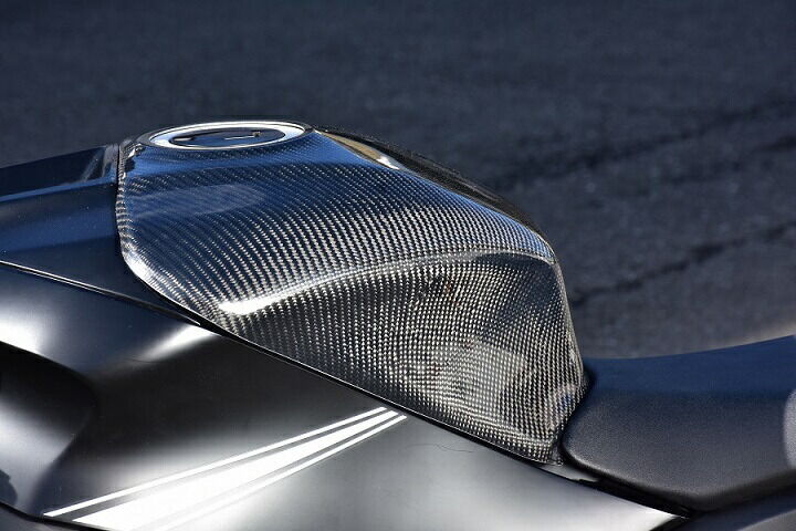 楽天市場】EIGHT(才谷屋) エイト(サイタニヤ) タンクカバー GSX-R1000