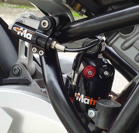 Matris マトリス リアショック M46R 油圧プリロードアジャスター付き RC8 KTM リアサスペンション サスペンション 足回り