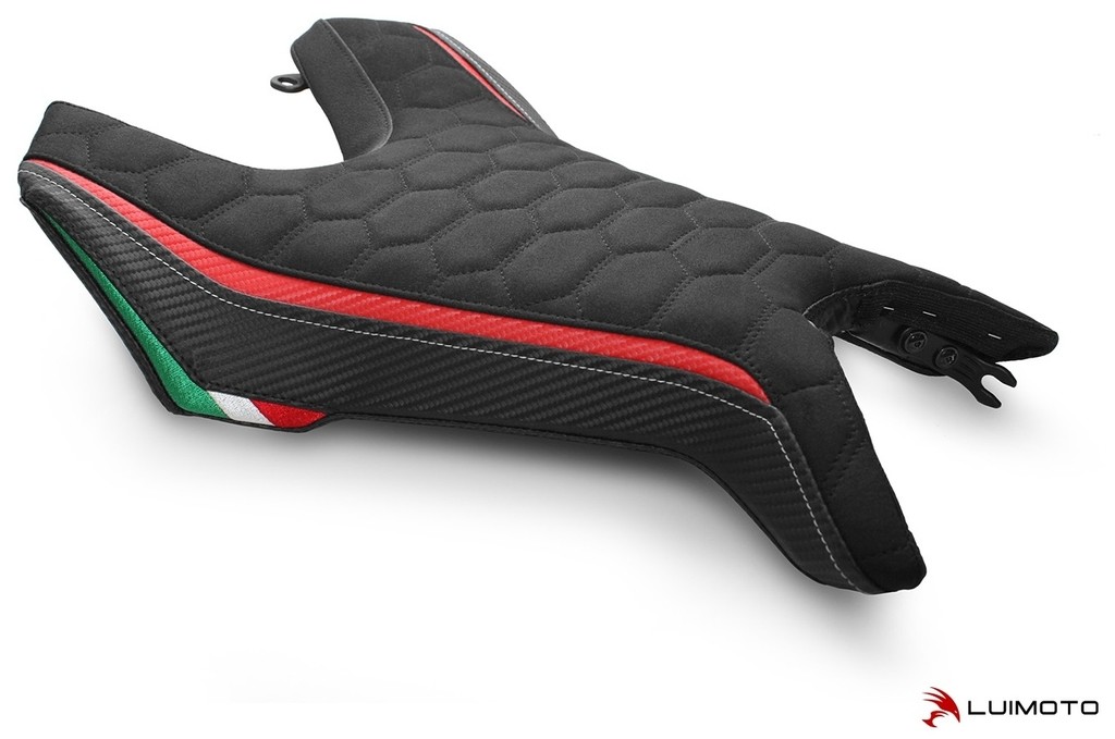 LUIMOTO ルイモト フロント シートカバー BRUTALE 800 MV AGUSTA アグスタ シート関連 外装 カラー：スウェード ブラック／CF レッド／CF ブラック／シルバーステッチ 35,393円