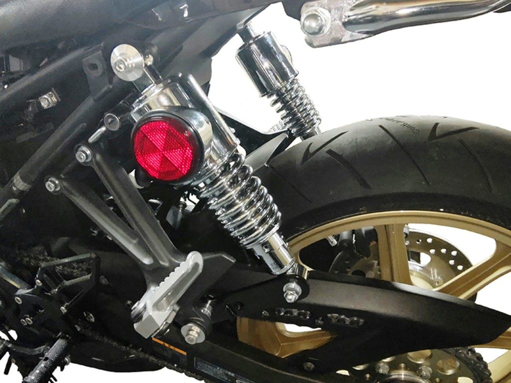 Z900RS/Z900RS CAFE用 チタン製リザーバータンクステー — SSP