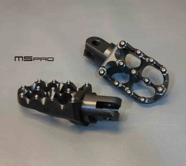 MSPRO エムエスプロ CNCフットペグ BONNEVILLE800 TRIUMPH トライアンフ フットペグ ステップ 足回り