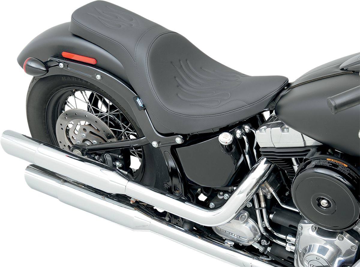 Drag Specialties ドラッグスペシャリティーズ プレデターシート 2UP フレイム FXS/フレイム 【SEAT PRED FLM FXS/FLM [0802-0791]】 Blackline - FXS 2011 2013 FLS Slim 2012 2017 Softail S FLSS 2016 HARLEY-DAVIDSON ハーレーダビッドソン シート シート関連 外装｜ウェビック　店
