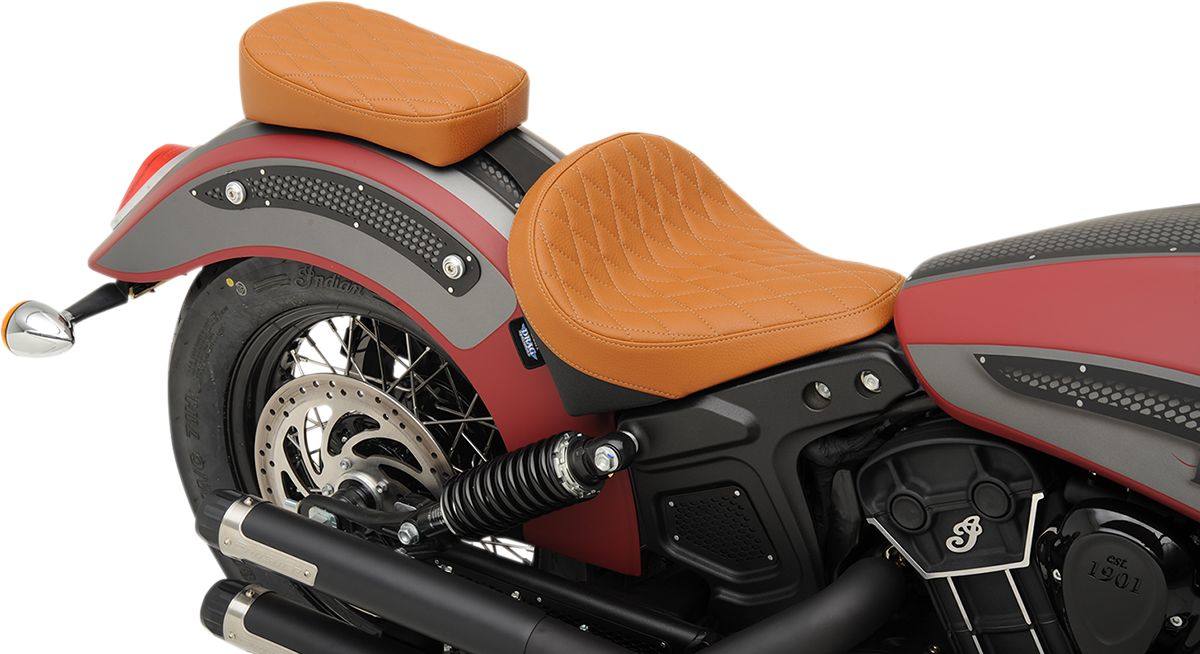 Drag Specialties ドラッグスペシャリティーズ ソロシート ブラウン ダイヤ SCOUT 【SEAT SOLO BRN DIAM [0810-1986]】 Scout 2015 - 2017 Sixty 2016 INDIAN MOTORCYCLE インディアン シート シート関連 外装