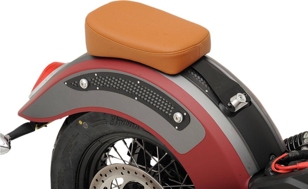 Drag Specialties ドラッグスペシャリティーズ リアシート ブラウン スムース SCOUT 【SEAT REAR BRN SMTH [0810-1992]】 Scout 2015 - 2017 Sixty 2016 INDIAN MOTORCYCLE インディアン シート シート関連 外装｜ウェビック　店