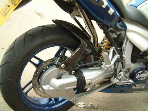 Pyramid Plastics ピラミッドプラスチック リアフェンダー(Hugger) K1200 RS -05 GT BMW リアフェンダー フェンダー関連 外装｜ウェビック　店