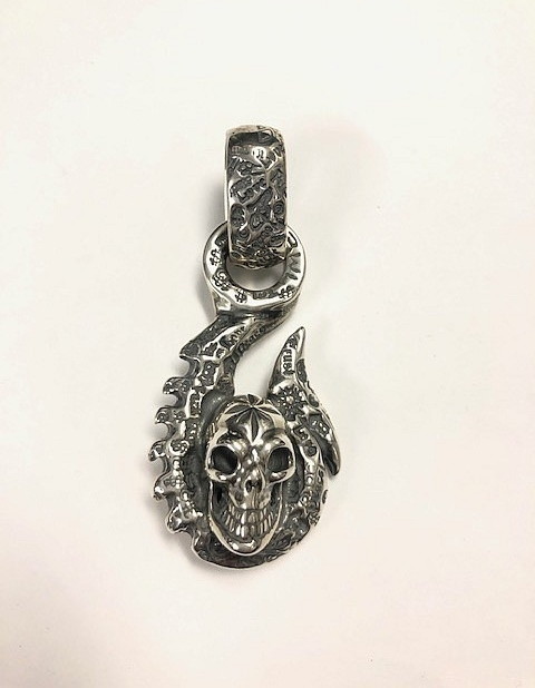 部品屋K&W 【Bill Wall Leather(ビルウォールレザー)】Graffiti Fish Hook Vintage Skull＆Mid-Star on forehead Ltd.25 Pendant その他グッズ バイク関連グッズ