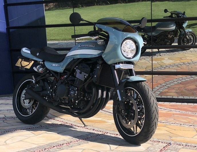 BEET ビート アッパーカウルキット カラー：ゲルシロ Z900RS