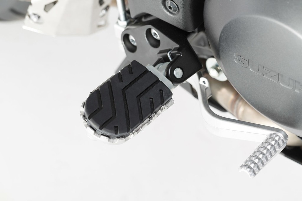 SW-MOTECH SWモテック ION フットレストキット SL750 SHIVER F800GT F800R KLV1000 DL650 V-Strom GSR600 V-Strom1000 V-Strom1000XT V-STROM1050 V-STROM1050XT V-Strom250 V-Strom650XT APRILIA アプリリア BMW KAWASAKI カワサキ SUZUKI スズキ フットペグ ステップ