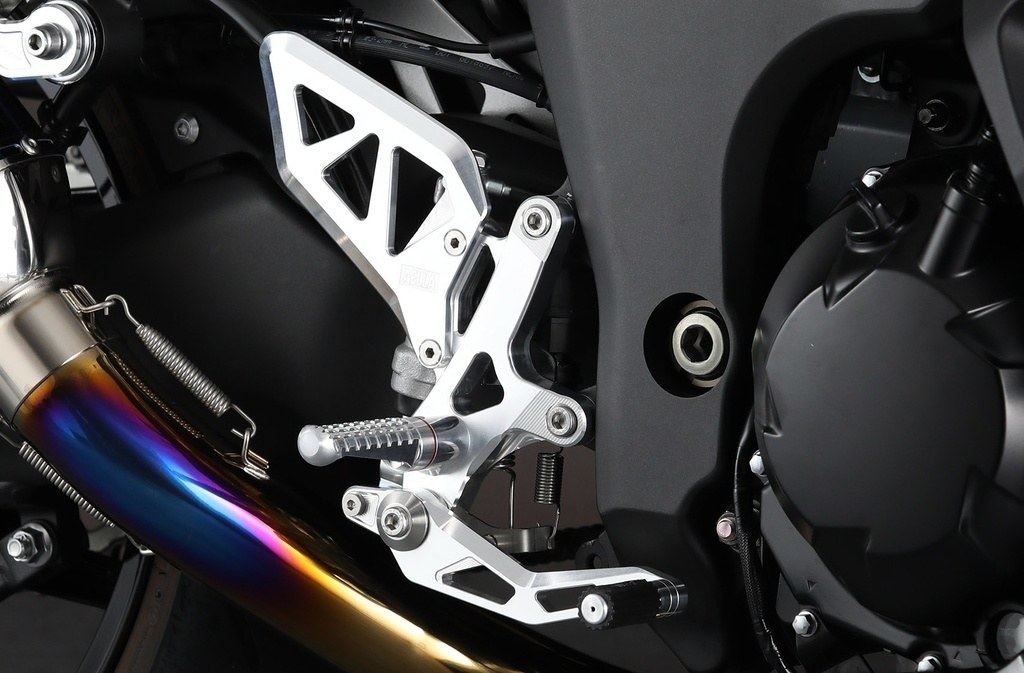 AELLA アエラ ライディングステップキット ニンジャ 1000SX KAWASAKI カワサキ バックステップ ステップ 足回り カラー:ポリッシュ(未アルマイト処理)