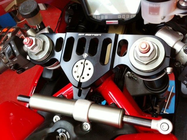 Ducabike ドゥカバイク トップブリッジ Gp バージョン 848 1098 1198 Fitolab Com Br