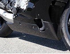 Magical Racing マジカルレーシング アンダーカウルトレイ YZF-R1 YAMAHA ヤマハ アンダーカウル カウル関連 外装 素材:平織りカーボン製 / MagiVeilセラミックコーティング:あり|ウェビック 店