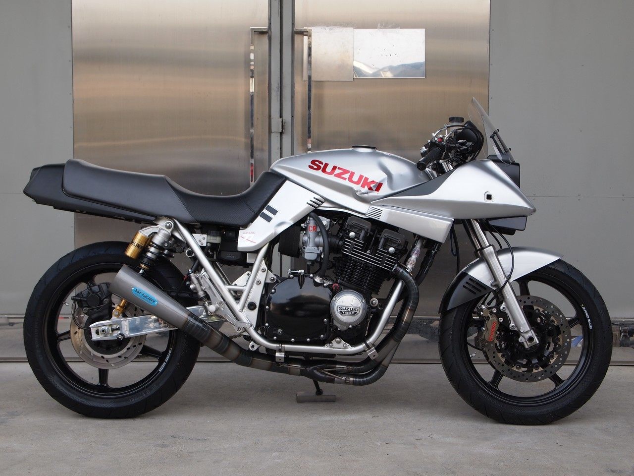 SSP Factory SSPファクトリー WAGIRIマフラー フルエキゾーストマフラー GSX750 S GSX1100 SUZUKI スズキ マフラー カラー:ブラック / タイプ:メガホンUPタイプ / インナーバッフル:レーシングタイプ|ウェビック 店