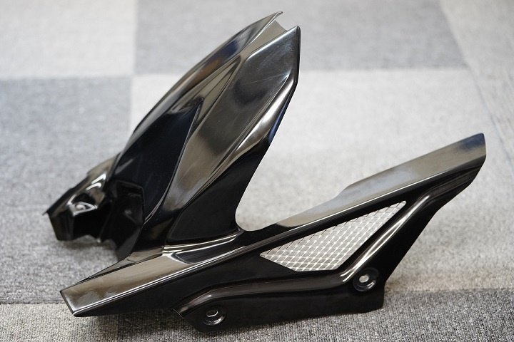 EIGHT(才谷屋) エイト(サイタニヤ) リアフェンダー ZX-25R KAWASAKI カワサキ フェンダー関連 外装