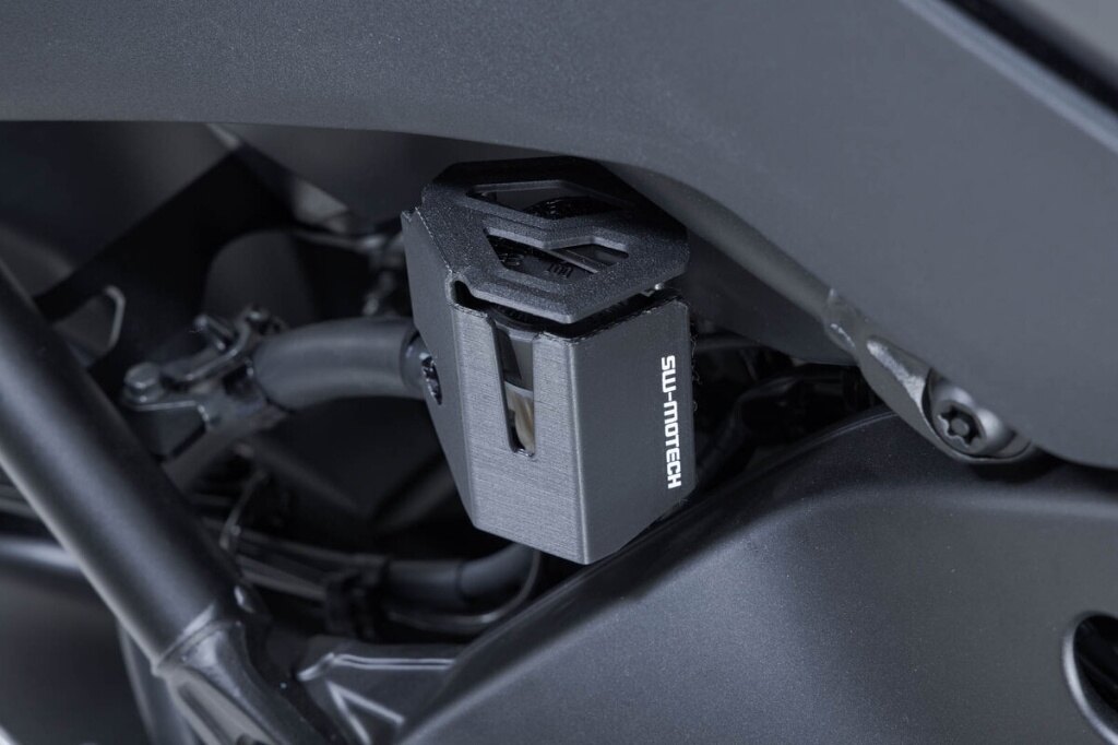 SW-MOTECH SWモテック ブレーキリザーバーガード TRACER9 GT＋ GT YAMAHA ヤマハ マスターシリンダーガード ブレーキ