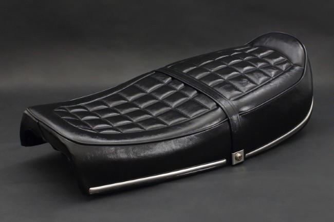 楽天市場】CB750K タックロール シート 白 エナメル 標準