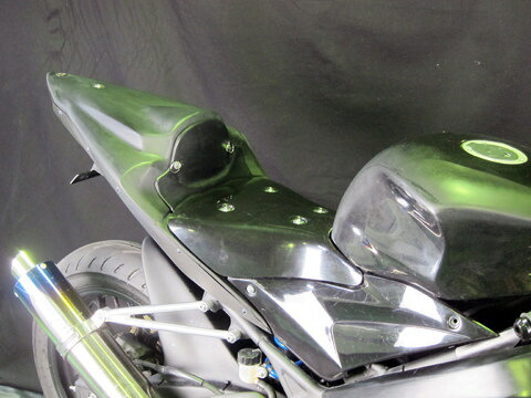 A-TECH エーテック ストリート／レース用シートラバーベース+台座セット YZF-R25 YZF-R3 YAMAHA ヤマハ シートラバー シート関連 外装｜ウェビック　店