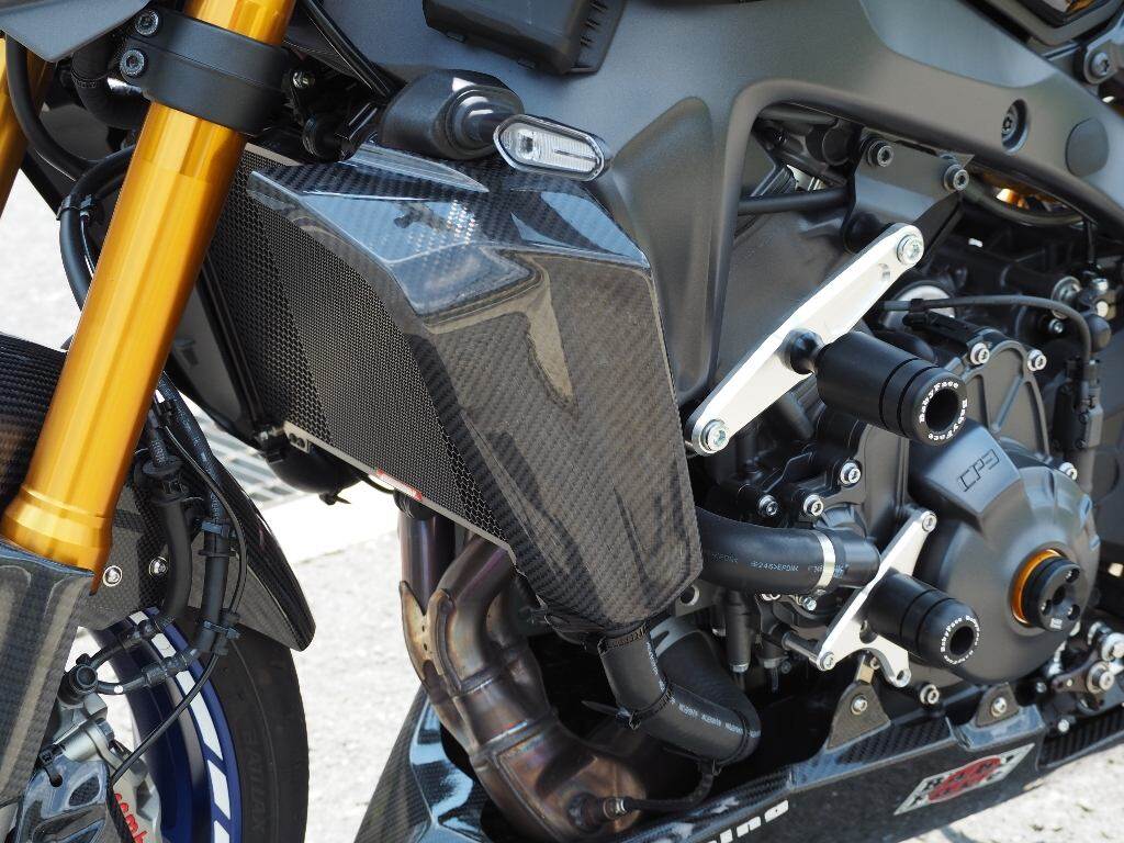 Magical Racing マジカルレーシング ラジエターシュラウド MT09 SP YAMAHA ヤマハ ラジエーター 冷却関連 エンジン